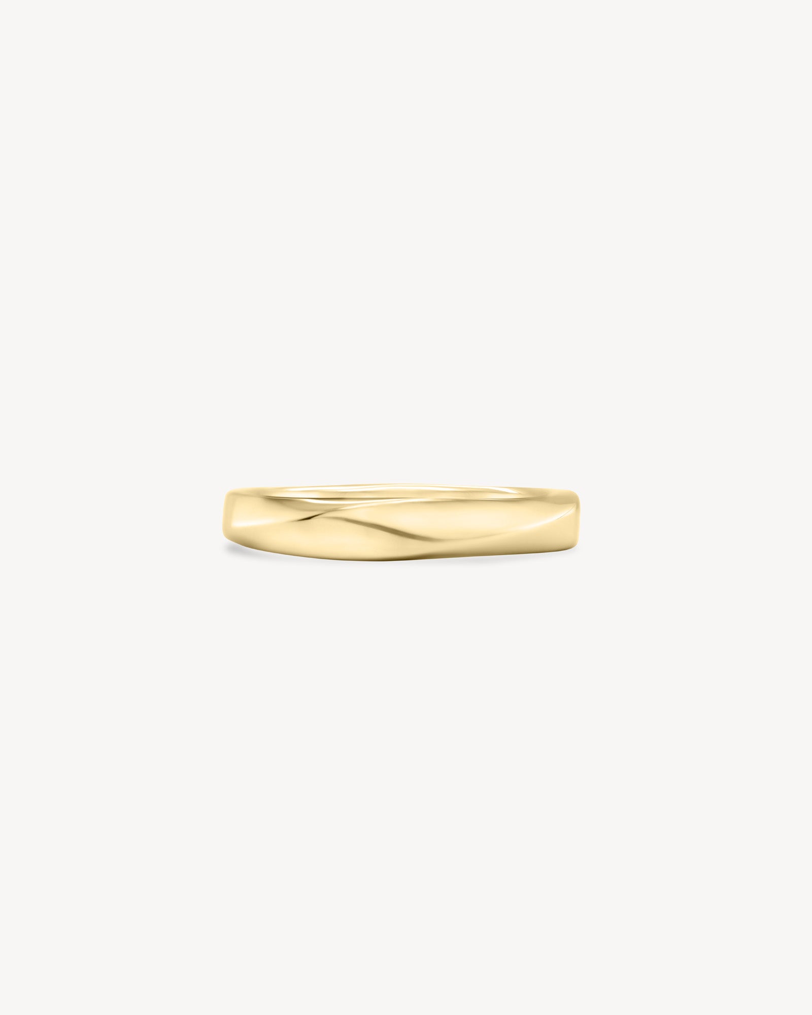 Spiral gold ring in yellow gold