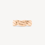 Gold twist ring in rose gold