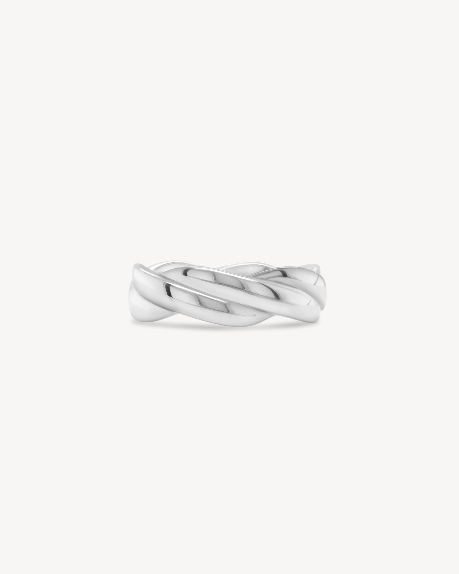 Gold twist ring in white gold